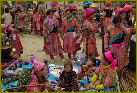 Cao Son market - Sapa Vietnam