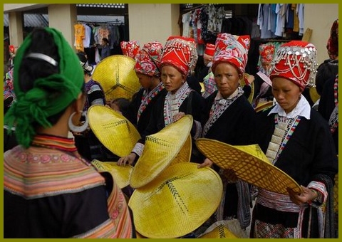 Muong Hum market - Sapa Vietnam